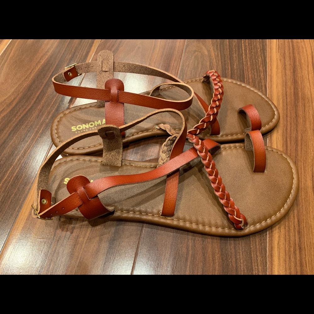 Sonoma sandals